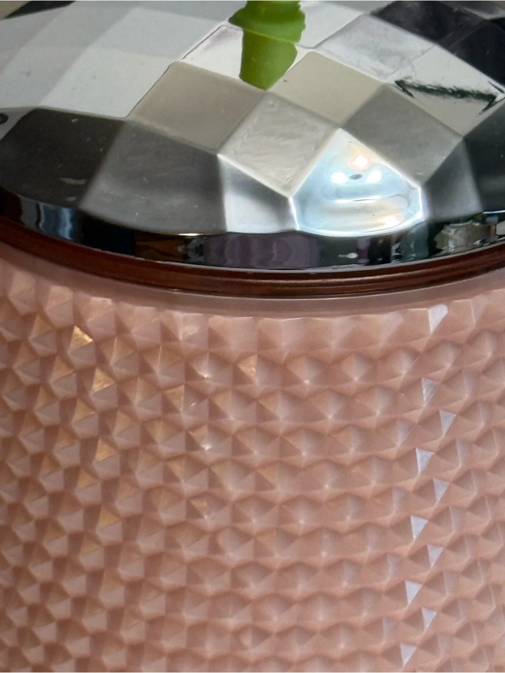 Starbucks pink studded venti cold cup tumbler faceted diamond cut lid 24 oz